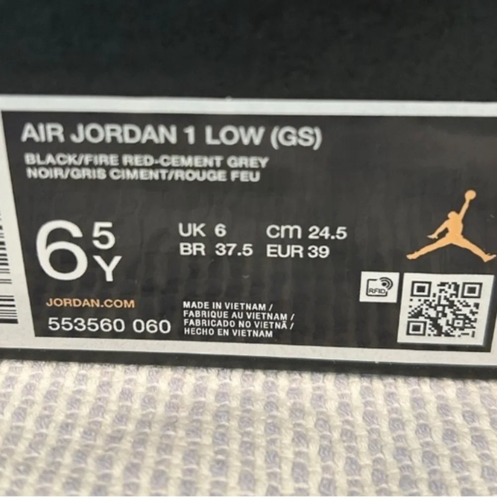 NIKE AIR JORDAN 1 Low GS Boys Sneakers Black Red Grey Kids Shoes